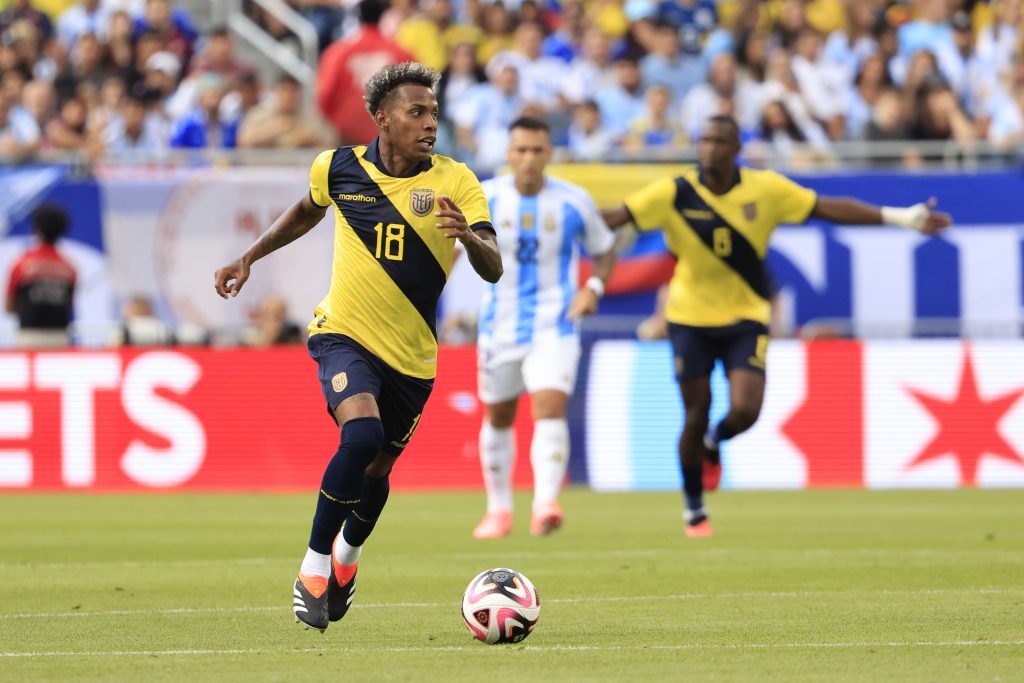 Ortiz también se convirtió en un habitual en la Selección de Ecuador. (Foto: Imago)